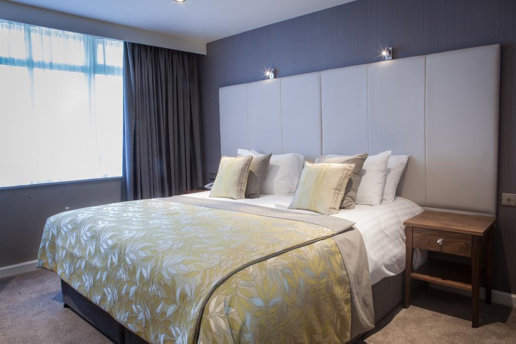 Four Seasons Hotel&Leisure Club Monaghan Extérieur photo