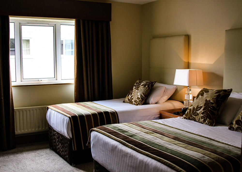 Four Seasons Hotel&Leisure Club Monaghan Extérieur photo