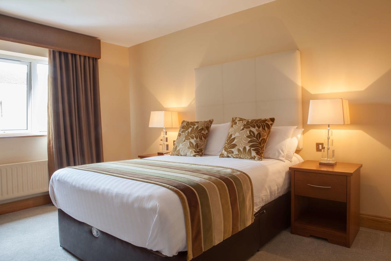 Four Seasons Hotel&Leisure Club Monaghan Extérieur photo