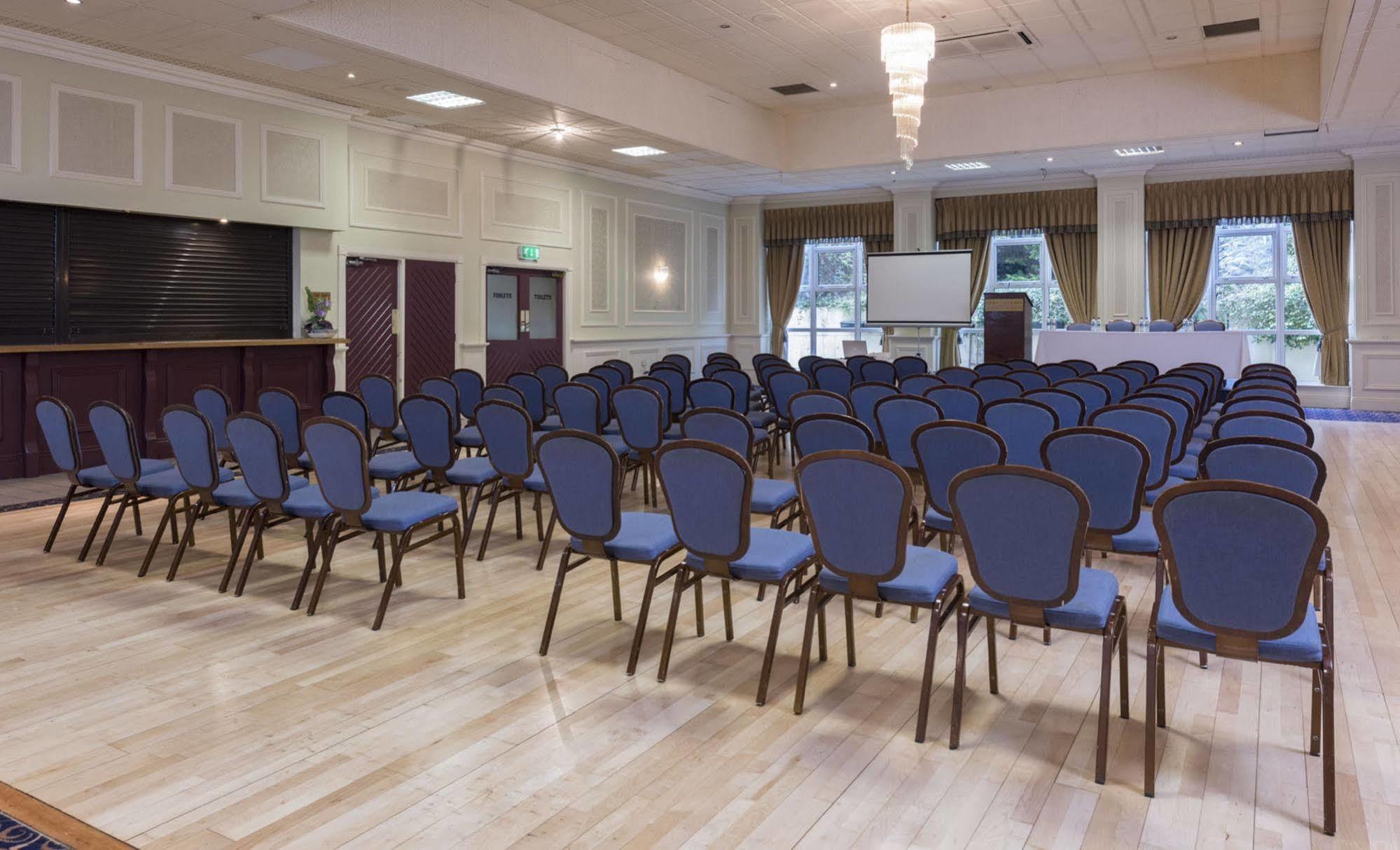Four Seasons Hotel&Leisure Club Monaghan Extérieur photo